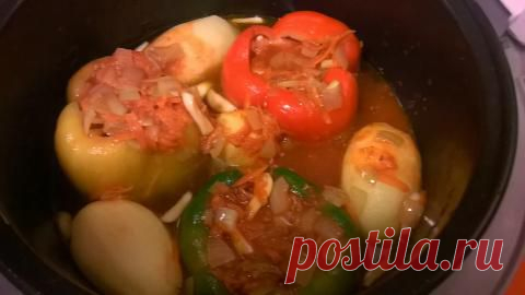 Перцы болгарские фаршированные с картофелем в мультиварке | 4vkusa.ru