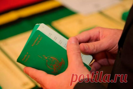 Второй паспорт Карибской страны или Океании – стоит ли покупать гражданство, если страна находится в черном списке ЕС? Ответ эксперта