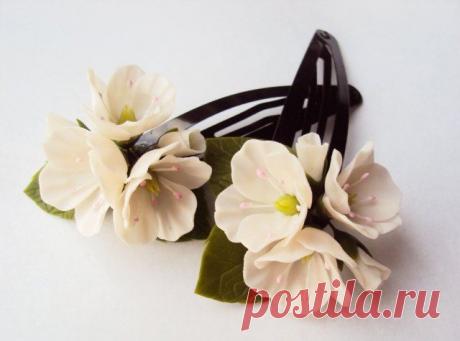 Яблоневый цвет из самозастывающей пластики