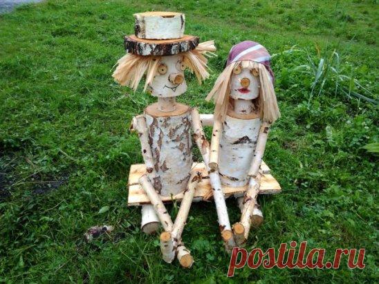 Муж сотворил, на деревянную свадьбу соседям.
Оцените творчество.