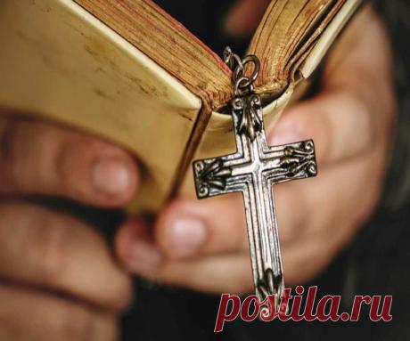 Когда нужно читать молитву Отче Наш? Как правильно возносить молитву «Отче Наш»: основные каноны. Молитва «Отче наш иже еси» в переводе на русский язык полностью: слова, текст, толкование, сила молитвы. Молитва «Отче наш иже еси»: от чего от чего помогает, когда и как правильно ее читать? Как помогает молитва «Отче наш» в жизни: примеры 100% Помогающие молитвы Молитва "Отче наш": текст на русском языке, как правильно читать. Почему молитва «Отче наш» является самой известн...