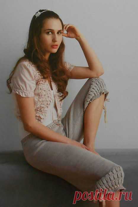 Брюки-шаровары.