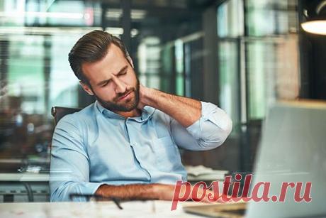 Усталость и боли в мышцах, о чем это говорит | Bixol.Ru Щитовидная железа вырабатывает гормоны, которые контролируют жизненно важные функции организма. По словам экспертов, недостаток гормона может привести к | Доктор: 34225