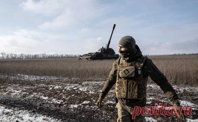Боррель призвал ЕС начать технологический блицкриг в промышленности. Поскольку конфликт на Украине является экзистенциальной угрозой европейской безопасности, то нужно меньше аплодировать Зеленскому и поставлять ему больше снарядов, заявил Боррель