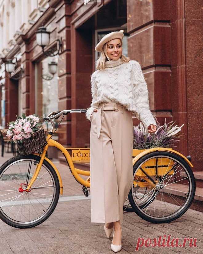 Широкие брюки: Лучшие модели и оттенки