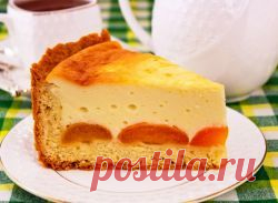 Пирог с абрикосами и творогом.