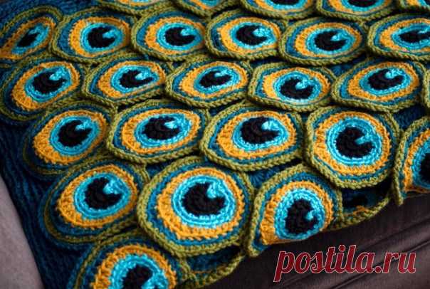 Красочный узор «павлинье перо» покорит любого… не думала, что такую красоту можно связать крючком! — Копилочка полезных советов