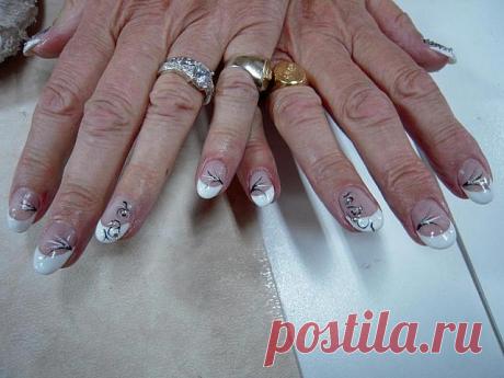 Spectacular Wedding Manicure