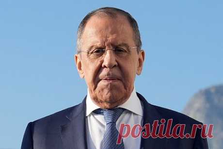 Запад обвинили в попытках открыть новые фронты против России. Глава МИД России Сергей Лавров заявил, что Запад непрерывно ищет дополнительные направления, чтобы открыть второй и третий фронты против страны. «Уже открыто многими политологами и некоторыми политиками заявляется цель расчленения страны», — отметил он во время посещения 201-й российской военной базы в Таджикистане.