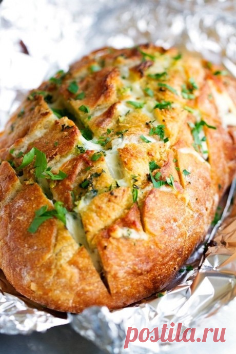 ​Чесночный хлеб с сыром