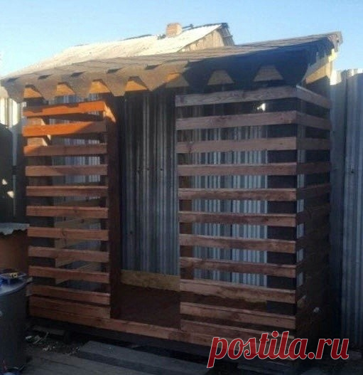 Небольшой дровник на дачу своими руками