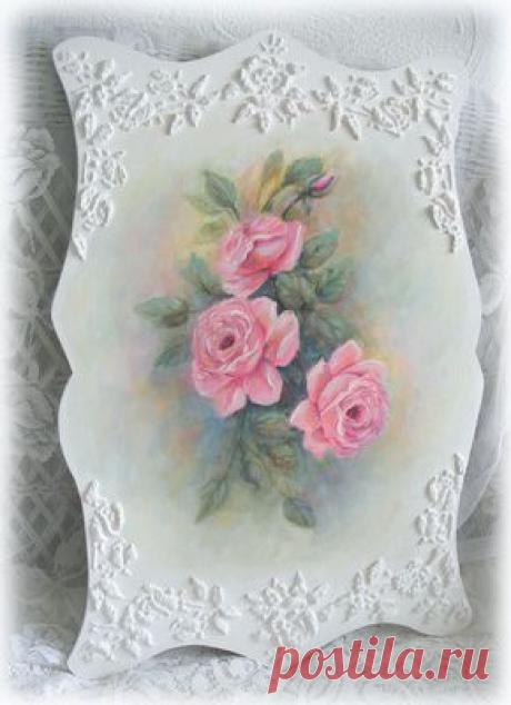 Найдено на сайте royalrococo.com.