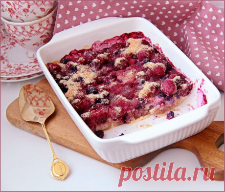 Ягодная запеканка с печеньем "Савоярди"