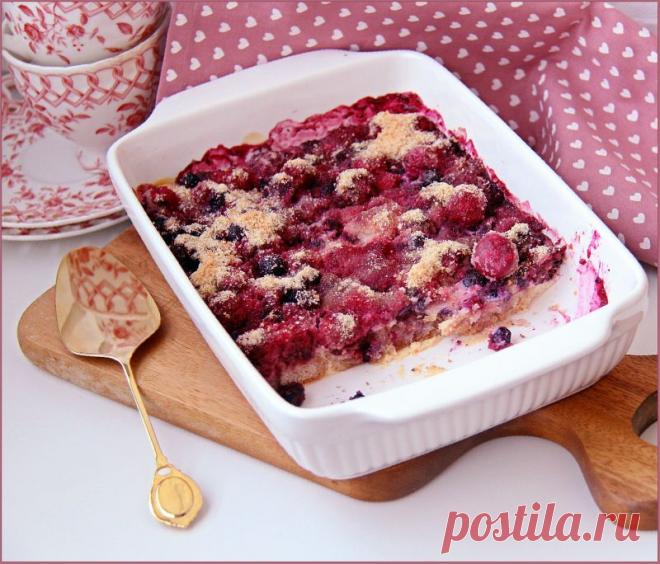 Ягодная запеканка с печеньем "Савоярди"