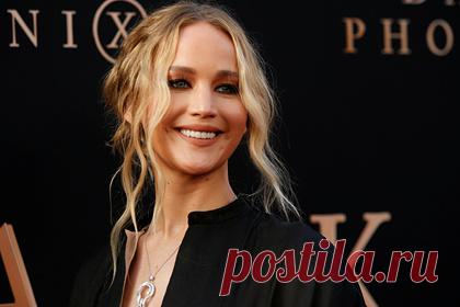 Дженнифер Лоуренс высказалась о разнице в гонорарах с Леонардо Ди Каприо. Американская актриса Дженнифер Лоуренс высказалась о разнице в гонорарах с Леонардо Ди Каприо, вместе с которым она снялась в фильме «Не смотрите наверх». Актриса посчитала справедливой неравную оплату труда: ее коллега получил за работу на пять миллионов долларов больше, хотя имя Лоуренс идет в титрах первым.