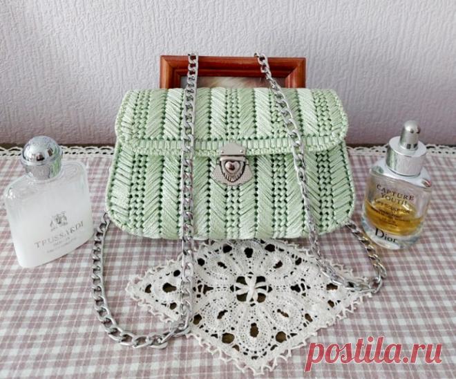 очень красивая сумочка