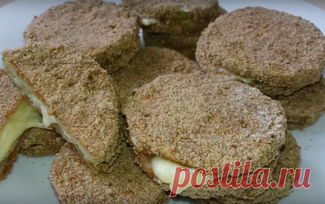 Изумительные кабачки, приготовленные в духовке Эти кабачки мы предлагаем вам приготовить в духовке без грамма масла. Они могут стать отличной закуской и получаются вкусными как в горячем виде, так и в холодном. Кабачки получаются потрясающими: све…