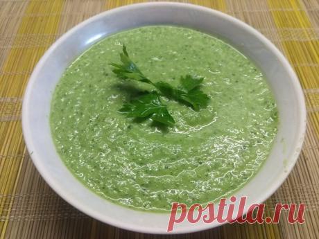 Огуречный холодный крем-суп на кефире - рецепт с фото пошагово