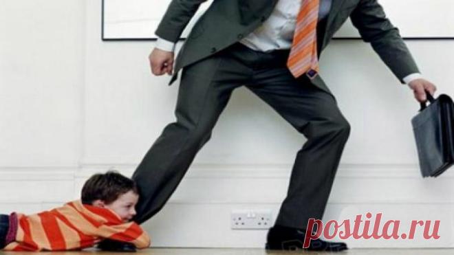 Сенатор выступила против идеи искать должников по алиментам не более года 
Предложение Минюста разрешить судебным приставам прекращать искать должников-алиментщиков, если они не дали результата за год поисков, 