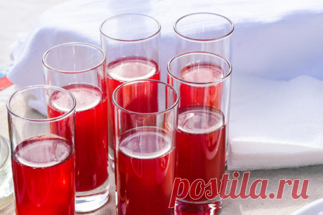 ТОП-5 новогодних коктейлей, приготовить которые может каждый - foodandmood.com.ua