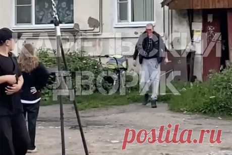 В российском регионе вернувшийся с СВО боец на глазах у детей устроил поножовщину