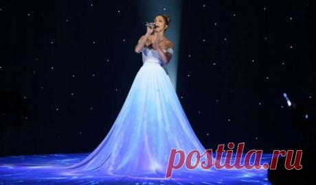 Дженнифер Лопес удивила поклонников волшебным платьем | Все о Музыке