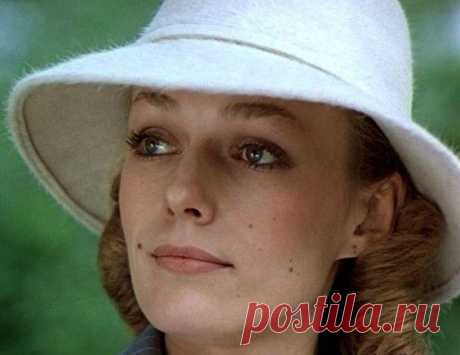 Наталья Андрейченко именинница: как сложилась жизнь лучшей в мире няни Мэри Поппинс