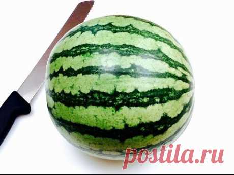 How to Peel and Cut a Watermelon in One Minute (HD)