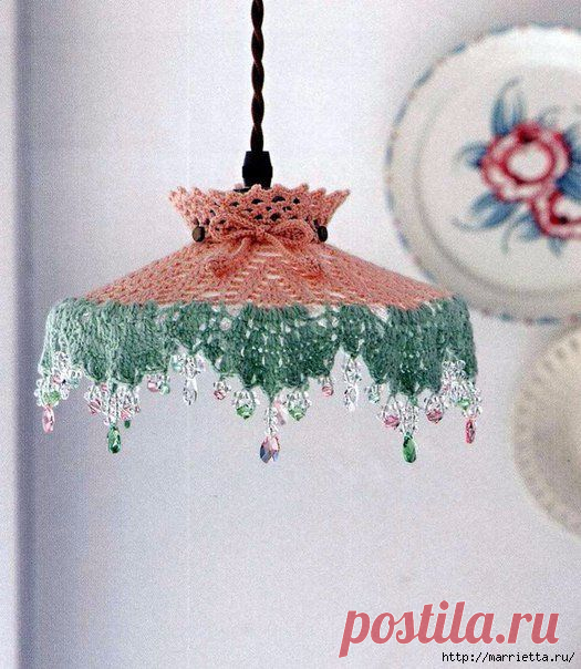 Абажур крючком для кухонного плафона.