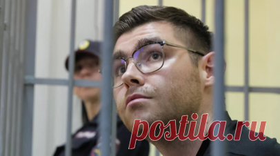 В суде Екатеринбурга выступил ещё один сотрудник полиции по делу Аллаярова. В Верх-Исетском районном суде Екатеринбурга выступил ещё один сотрудник полиции по делу редактора URA.RU Дениса Аллаярова. Читать далее