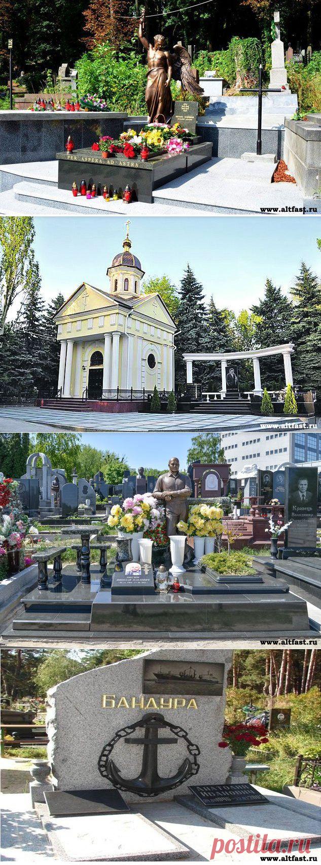 Знаете для чего существуют поэты? Для того, чтобы не стыдно было говорить самые большие вещи. (Марина Цветаева)