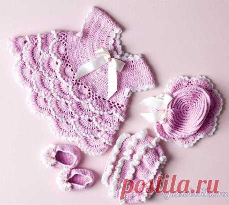 Комплект девочке крючком - платье, пинетки, шляпа и шорты
Описание: https://vjazalochka.ru/vyazanie-dlya-detej/platja-sarafany/komplekt-devochke-kryuchkom-plate-pinetki-shlyapa-i-shorty