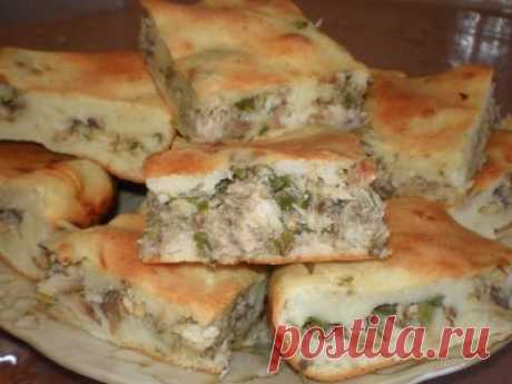Заливной рыбный пирог с консервами на скорую руку