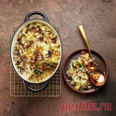 Как приготовить рис Бирьяни с курицей; вырезкой; с овощами
#Блюдо бирьяни Biryani для нас экзотическое. Но достойно внимания - как способом приготовления, так и вкусом блюда.
Бирьяни — индийское #блюдо на основе риса, приготовленное со специями, мясом, яйцами или овощами.