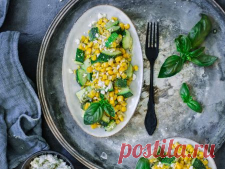 Рецепт салата из цуккини и кукурузы с базиликом | Eat Smarter USA