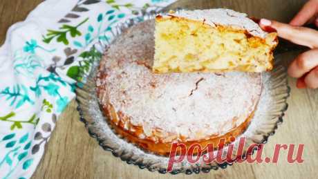 Потрясающий пирог с яблоками Шарлатанка! Выручает, когда лень печь пирожки! — Кулинарная книга