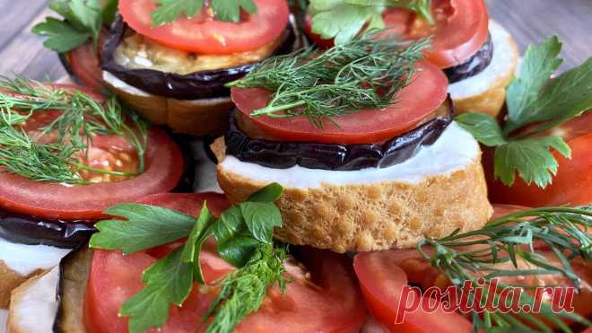 Закуска из баклажанов и помидор
В разгар сезона овощей хочу поделиться рецептом закуски из баклажанов и помидоров, которая станет отличным украшением как праздничного стола, так и вкусным дополнением к простому ужину. Нам понадобятся: баклажаны 2 шт. помидоры 3 шт. багет 1 шт. майонез 200 мл. чеснок соль зелень для украшения масло для жарки Баклажаны нарезаем кружочками толщиной 1 см. Посыпаем […]
Читай пост далее на сайте. Жми ⏫ссылку выше