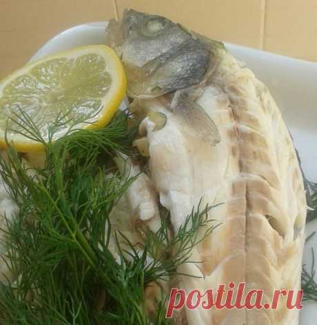 Сибас (морской волк), приготовленный в соли | Foodbook.su Отличное диетическое блюдо, вполне может украсить любой праздничный стол. Приготовление рыбы в соли гарантирует ее сочность!