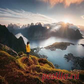 ”Lands of the midnight sun” 🌅 We spent the whole night watching this show high above the Lofoten Islands. I wish you all could see this magic at least once in your life.