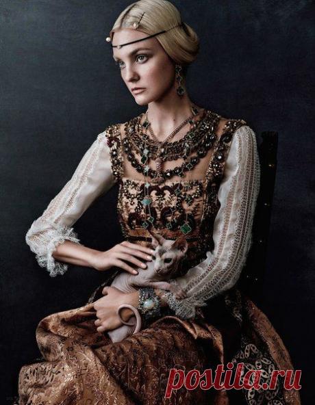Joanna Lannister - Caroline Trentini By Giampaolo Sgura For Vogue Japan October 2015 / Путь моды