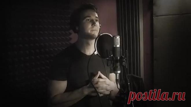 Максим Калужских читает стихотворение Ирины Самариной-Лабиринт 