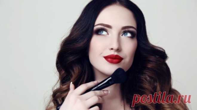 Ложные факты о макияже, в которые верит каждая женщина