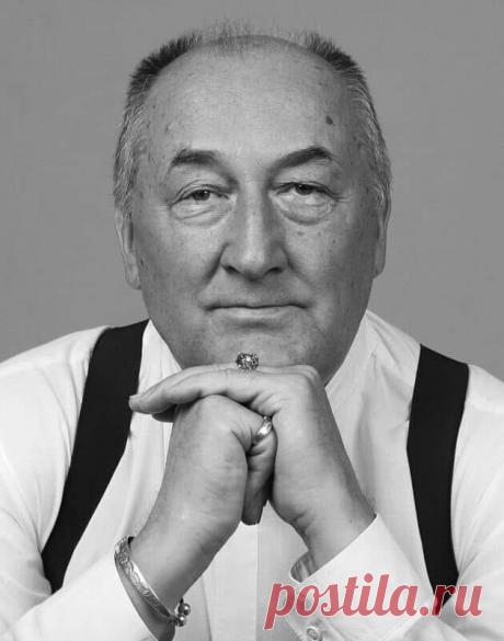 Ушёл из жизни ещё одна легенда, старожил Малого театра, народный артист БОРИС ВЛАДИМИРОВИЧ КЛЮЕВ (1944-2020)
Его азарт и энергия останутся в его творчестве - нетленны!
Вечная память...