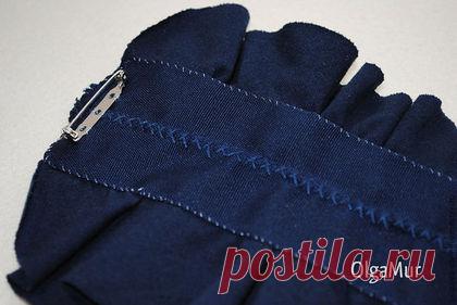 Купить брошь-жабо "капитанская дочь" - тканевая брошь, брошь, морской стиль, полоска