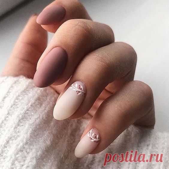 Пастельный маникюр — не нуждается в рекламе...  самые интересные идеи пастельного маникюра ➡️Кликайте на фото, чтобы прочитать статью