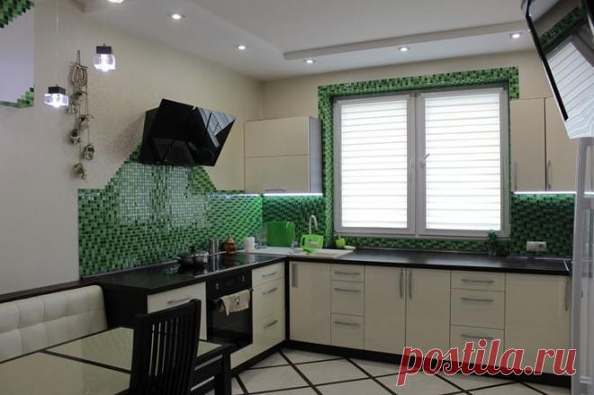 Просторная кухня на 13 кв. м Пользователь под ником eEva поделилась своим опытом обустройства кухни.
Далее рассказ приводится с ее слов.
С размером кухни нам очень повезло – целых 13 квадратов.
Единственное, что поначалу немного ...