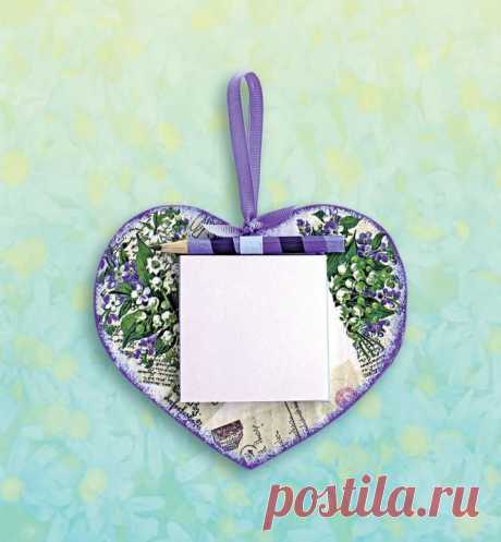 Магнитик в технике декупаж