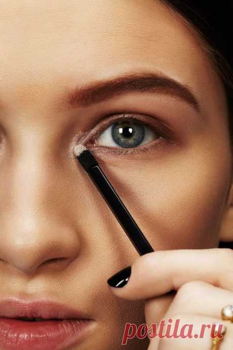 8 хитростей макияжа: Как выглядеть моложе
Проверено – на самом деле работает! Не зря говорят, что вся суть в деталях. Вот вам несколько маленьких хитростей, которые помогут вам добиться больших результатов. Длина волос. Оптимальный вариант – это когда ваши волосы будут не короче, чем до подбородка, и не длиннее, чем по плечи. Челка зачесанная набок также поможет “сбросить” несколько лет. Неправильно подобранный […]
Читай дальше на сайте. Жми подробнее ➡