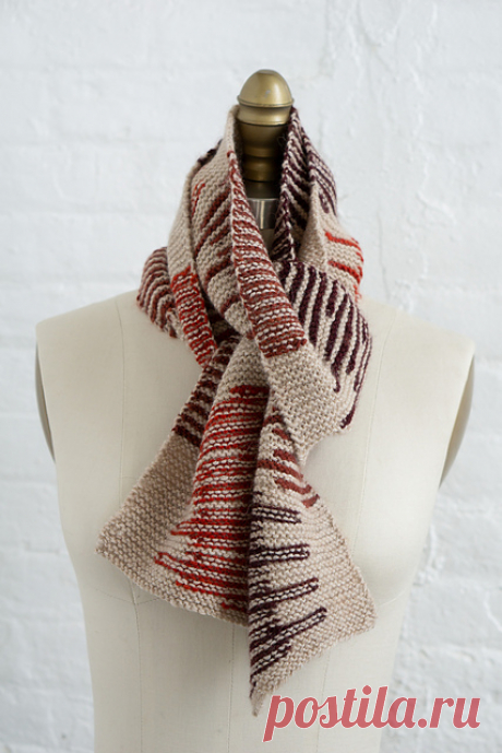 Destello Scarf by Sarah E. Chapman.