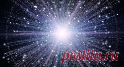 Что было до Большого взрыва: за гранью времени Ранняя Вселенная могла быть не такой уж и ранней. То есть мы можем наблюдать результат последней итерации цикла взрыва и отскока. Согласно теории Большого взрыва, давным-давно, 13,8 миллиарда лет назад, Вселенная была размером с персик и имела температуру более четырех миллиардов градусов. Затем произошел взрыв. Удивительно, но эта теория подтверждается проводимыми наблюдениями.